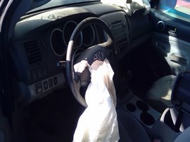 2009 TOYOTA TACOMA, BLACK, EXTD CAB, 2.7L, MT, 2WD.  Z26281